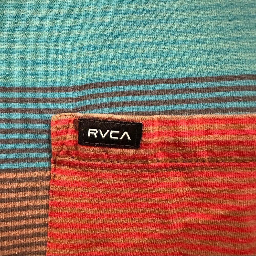 RVCA tee - Picture 2 of 4